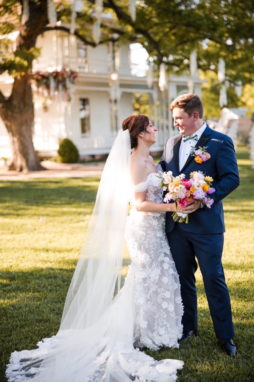 L & S wedding at Barr Mansion