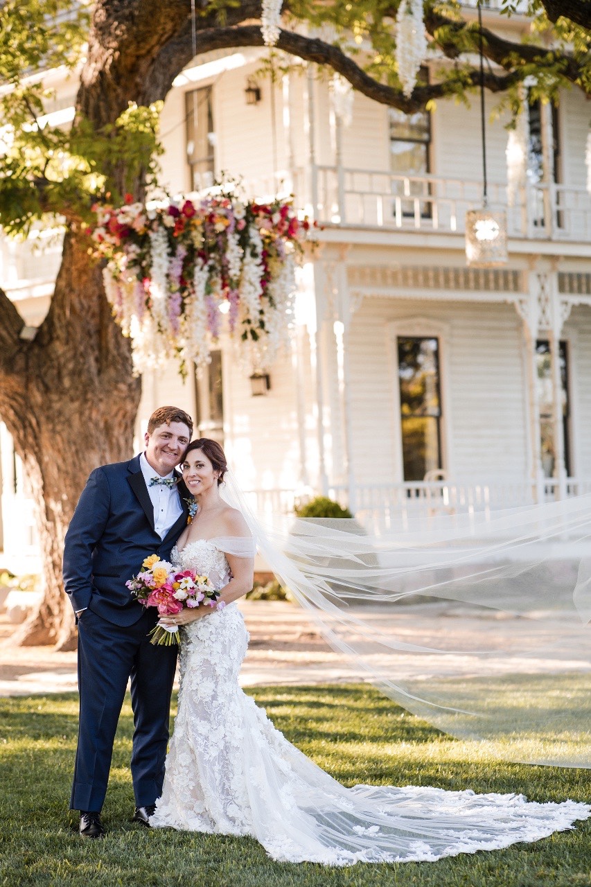 L & S wedding at Barr Mansion
