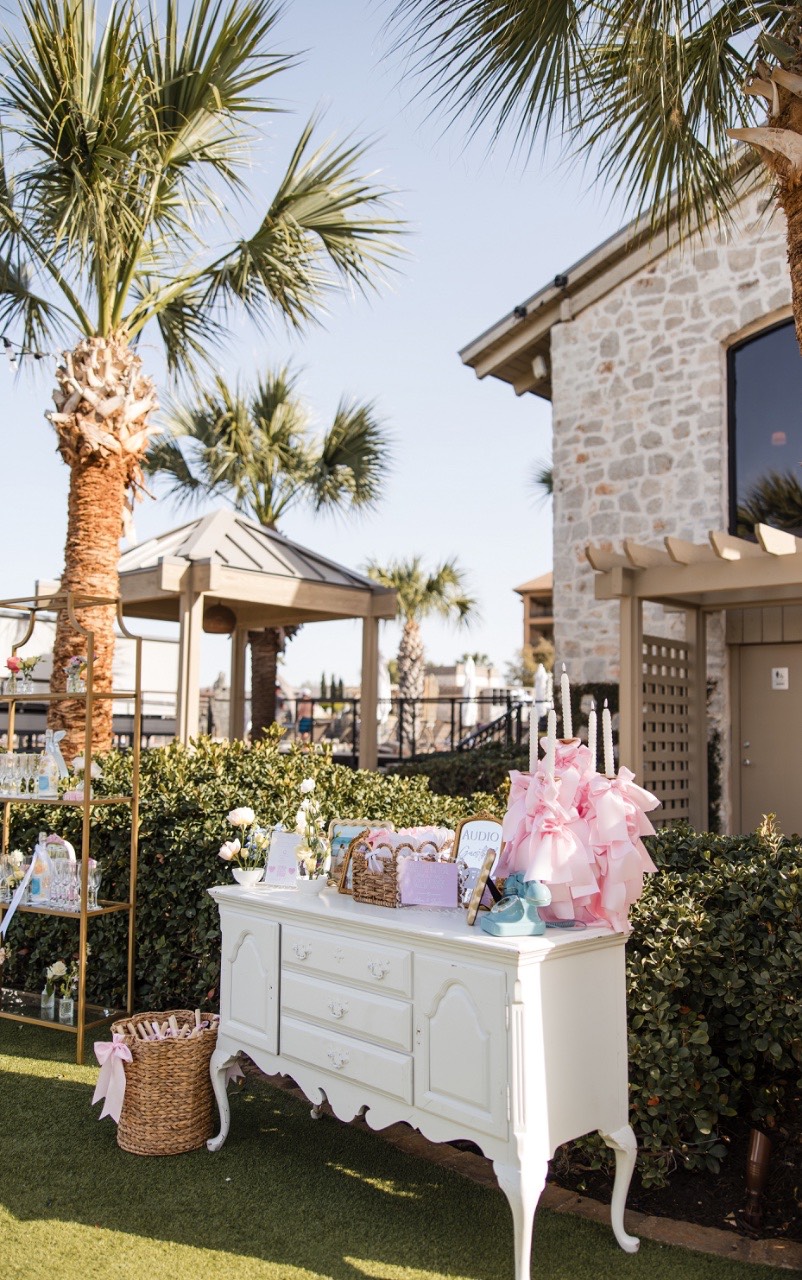 Groom S sees bride A for first time at Horseshoe Bay Resort wedding