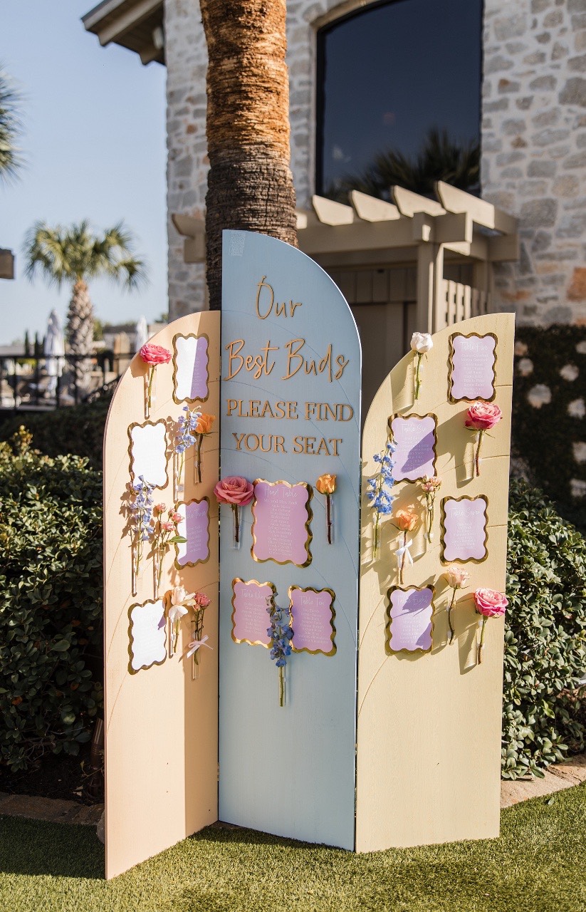 Videographer captures S and A's emotional first look at Horseshoe Bay
