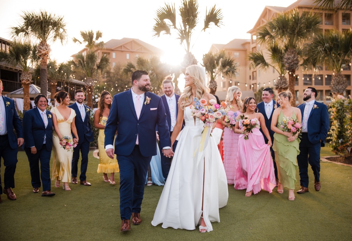 Bride A and groom S romantic portraits at Horseshoe Bay Resort venue