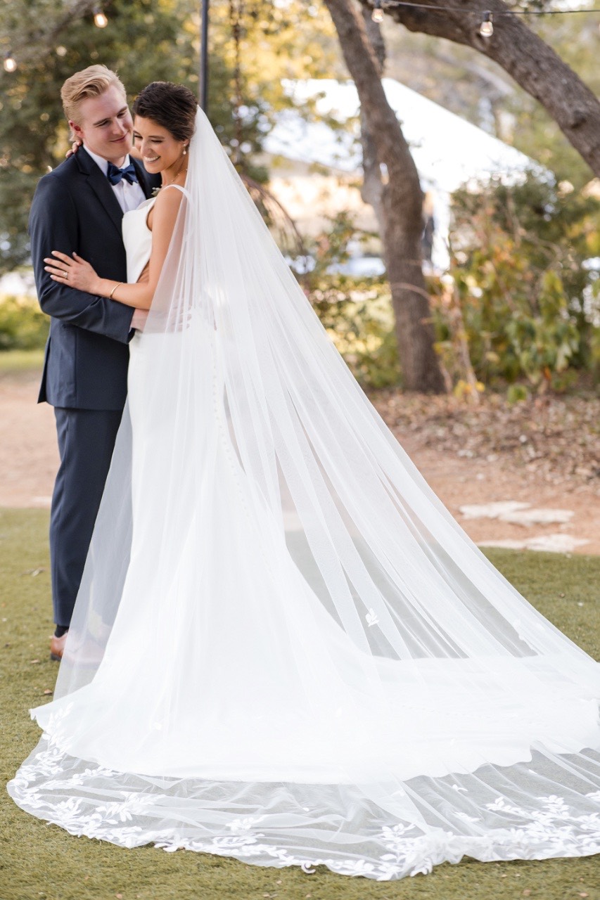 Groom's portrait at Retreat at Balcones Springs wedding by The Bird and The Bear