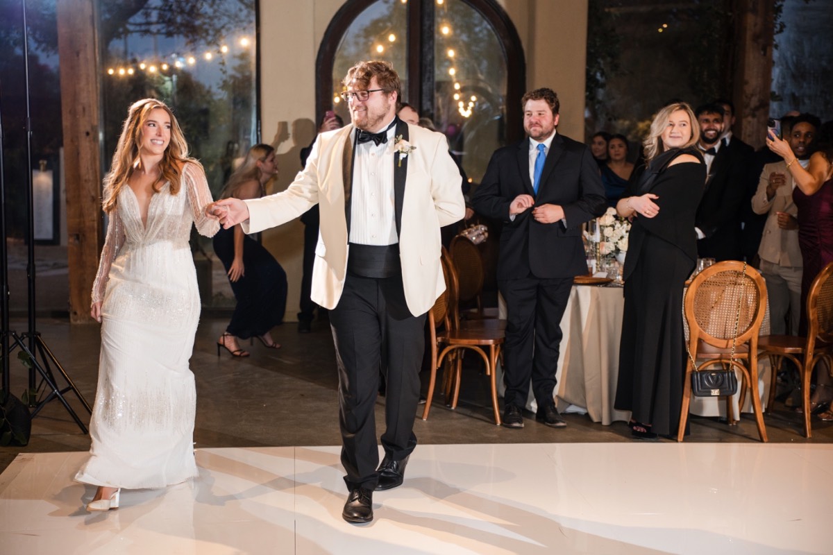 Bride and groom portraits photographed by The Bird and The Bear at Barr Mansion.