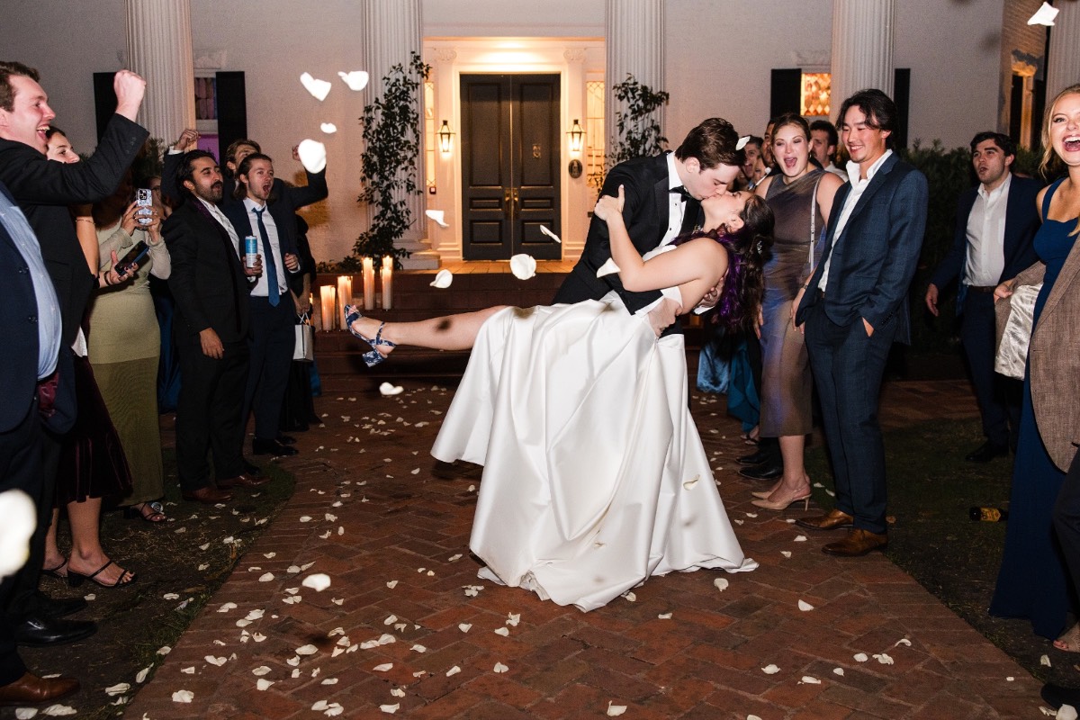 Wedding guests dancing with Greenbelt DJ at Round Rock venue