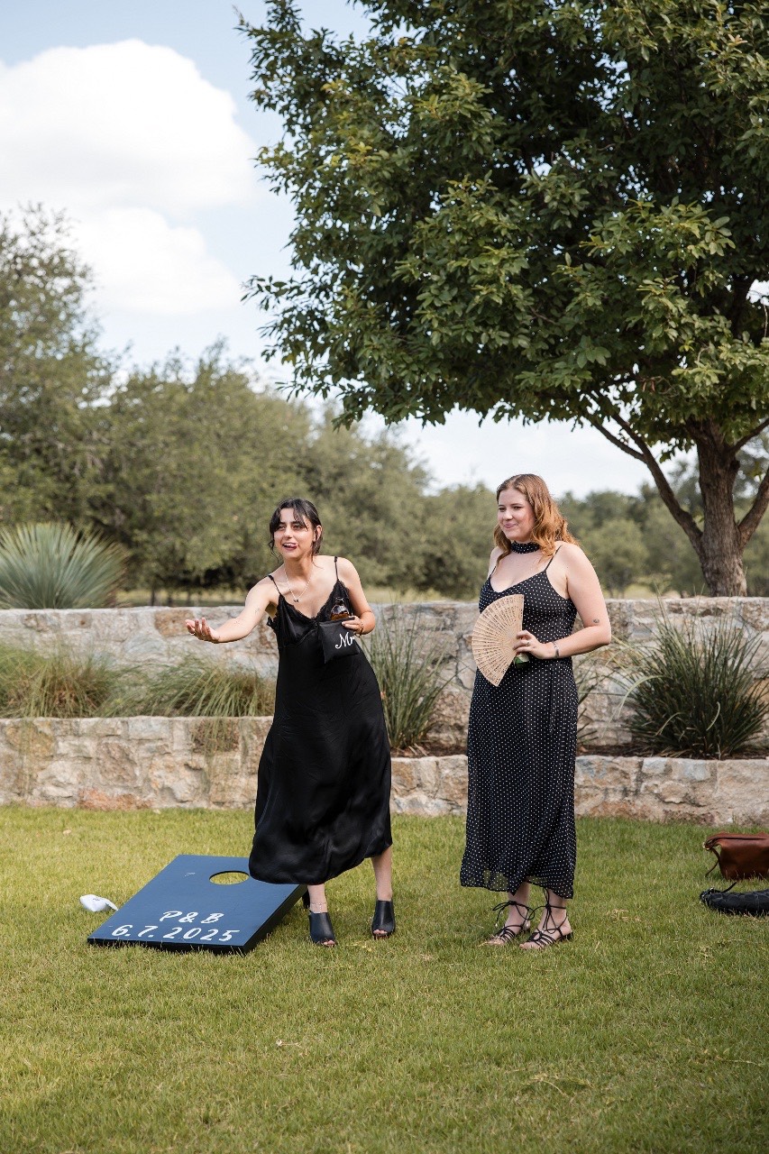 P and B's final moment before leaving Hidden River Ranch wedding