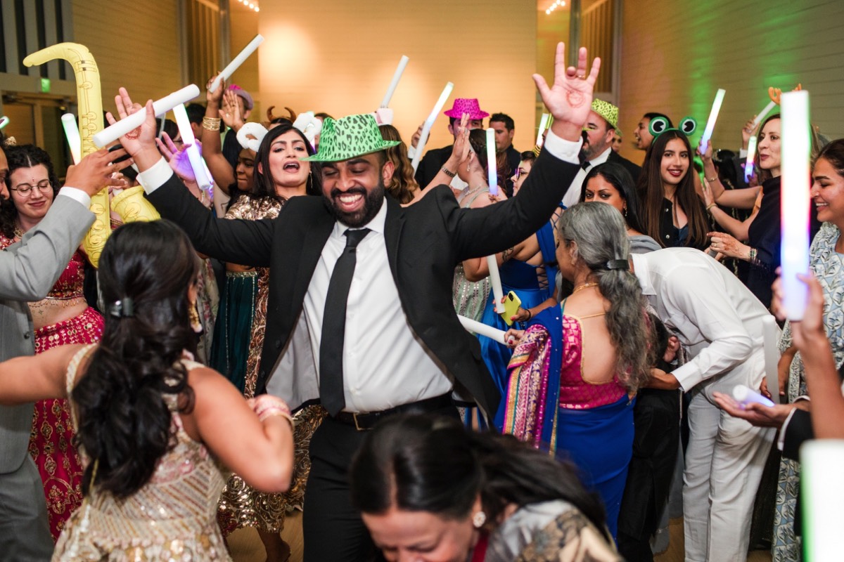 Prospect House grounds showcased in A & D's wedding photographer portfolio