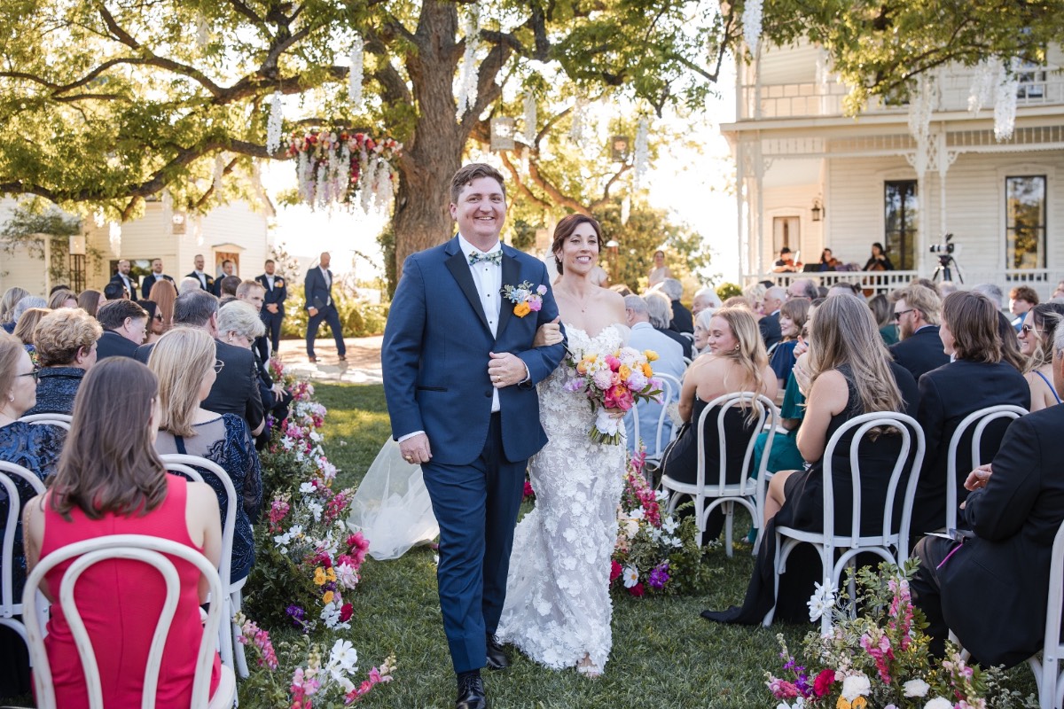 L & S wedding at Barr Mansion