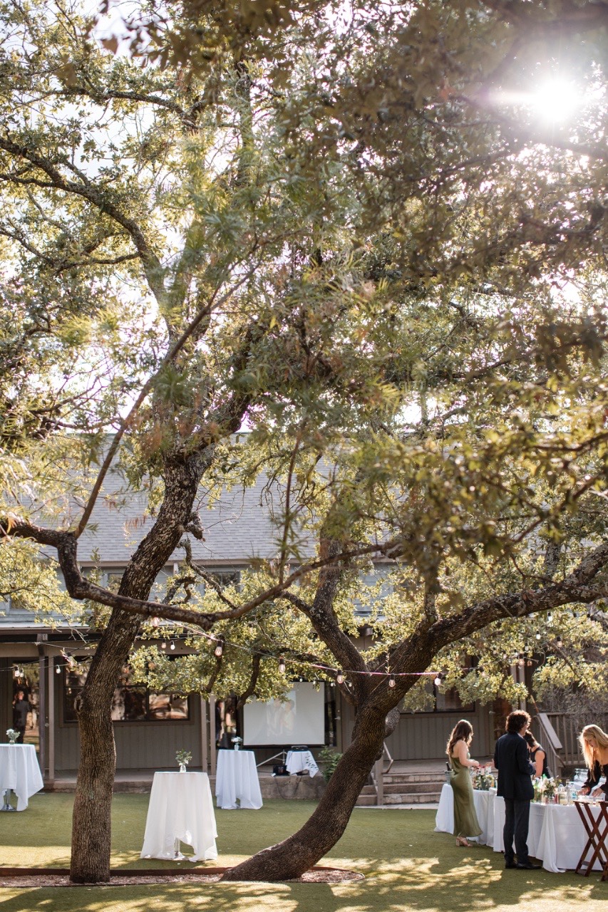 K & N wedding at The Retreat at Balcones Springs