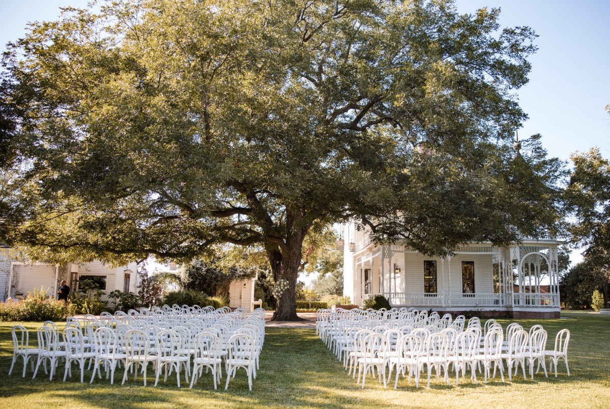 M & S wedding at Barr Mansion