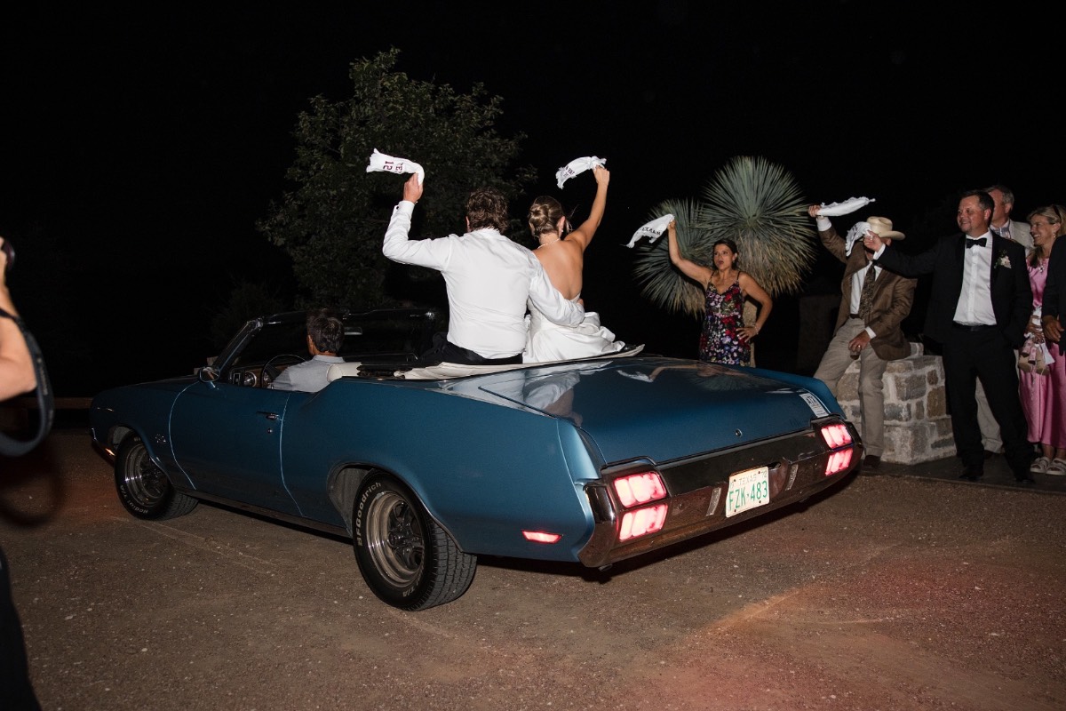 Full wedding day celebration captured at Hidden River Ranch by The Bird and The Bear
