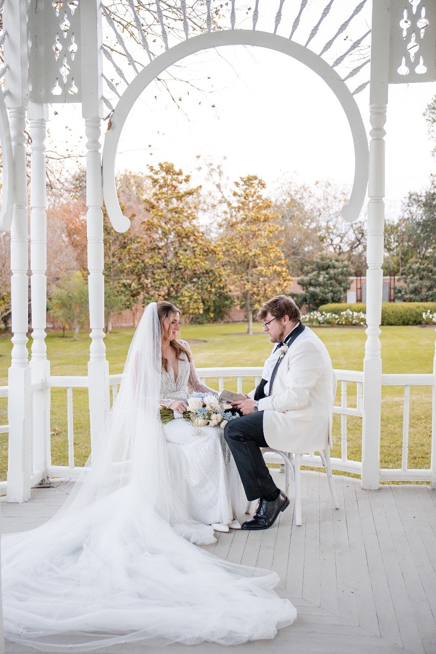 S & A wedding at Barr Mansion