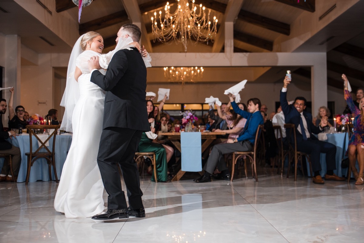 Wedding guests singing along during The Videre Estate party celebration